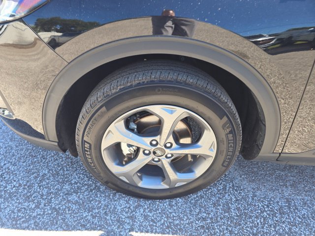 Certified 2025 Ford Escape ST-Line AWD/4WD image 7