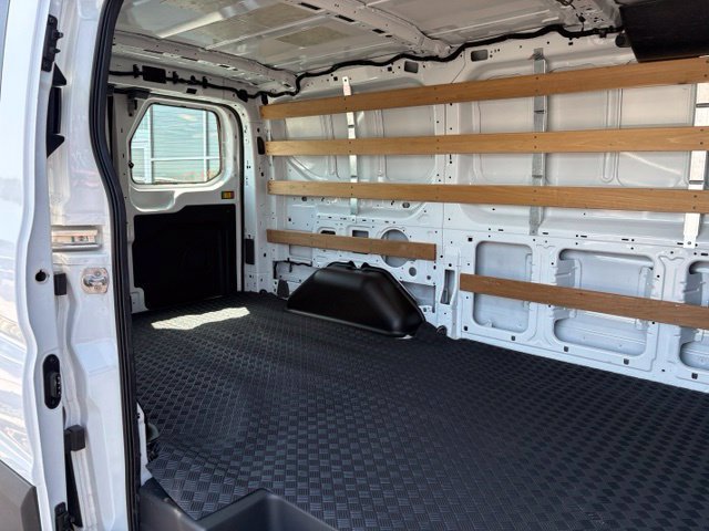 Certified 2025 Ford Transit 250 Low Roof w/ Exterior Upgrade Package RWD image 26