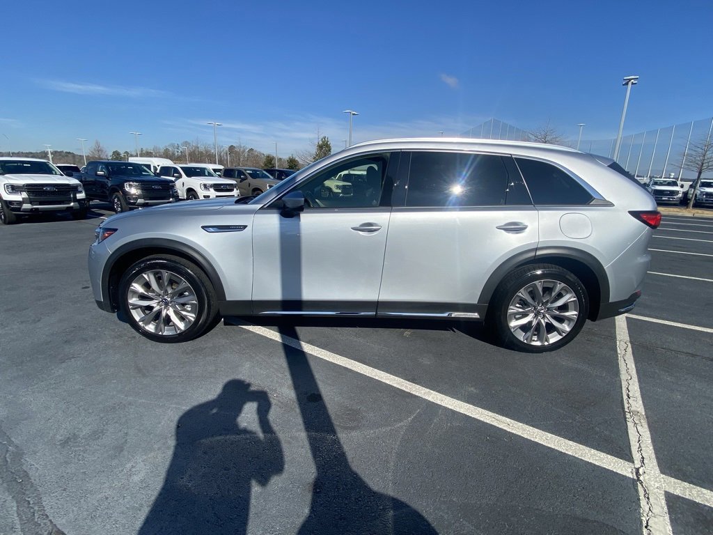 Used 2025 MAZDA CX-90 3.3 Turbo w/ Premium Plus Pkg image 2