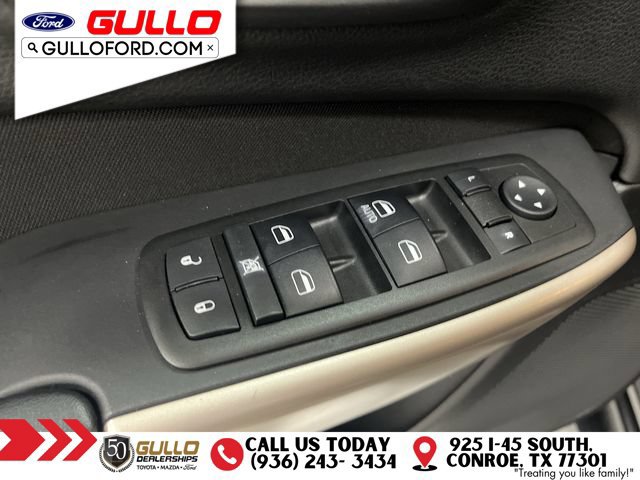 Used 2018 Jeep Cherokee Latitude w/ Altitude Package FWD image 21