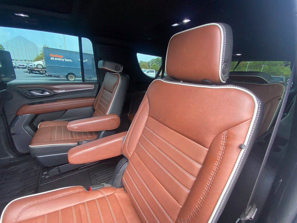 Used 2023 GMC Yukon XL Denali Ultimate AWD/4WD image 25
