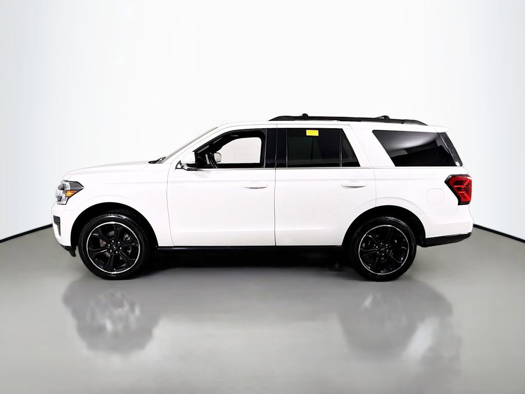 Certified 2022 Ford Expedition Limited image 4