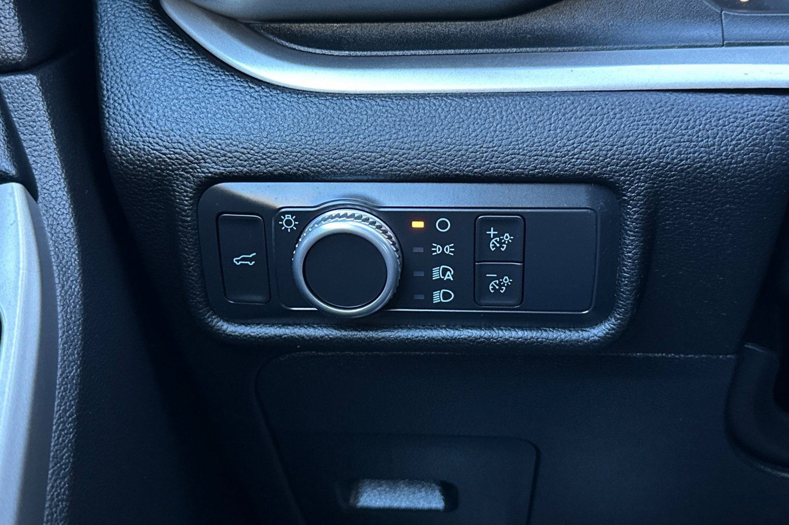 Certified 2022 Ford Explorer XLT image 29