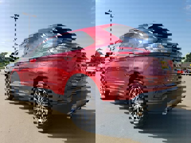 Certified 2023 Ford Edge Titanium image 4