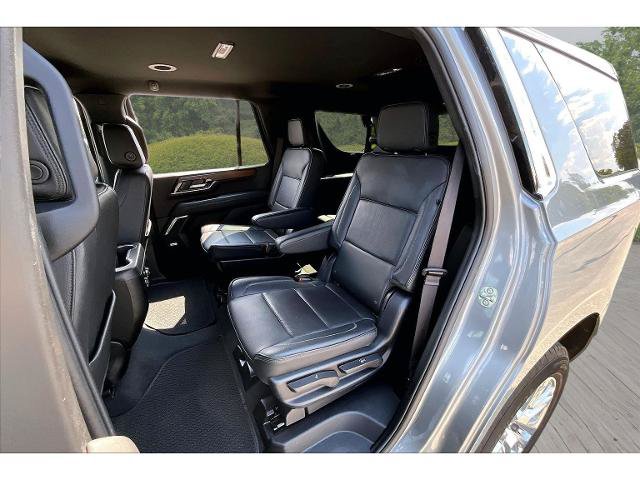 Used 2025 GMC Yukon Denali AWD/4WD image 20