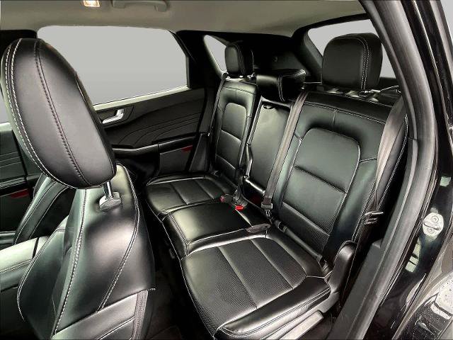 Certified 2024 Ford Escape Platinum AWD/4WD image 24