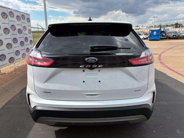 Certified 2024 Ford Edge SEL w/ Convenience Package AWD/4WD image 5