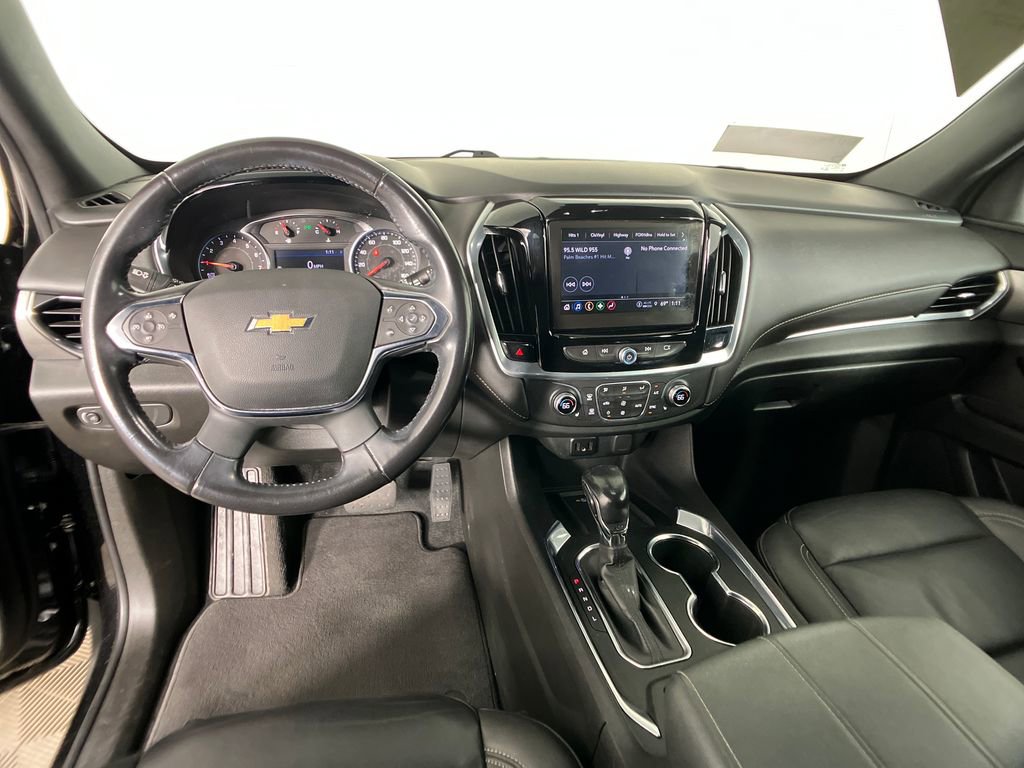 Used 2022 Chevrolet Traverse LT image 7