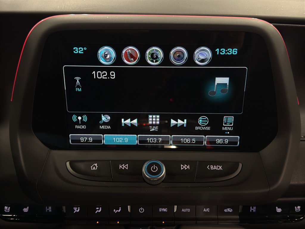 Used 2018 Chevrolet Camaro SS image 20