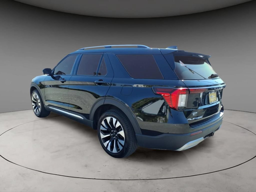 Certified 2025 Ford Explorer Platinum w/ LUX Leather Package AWD/4WD image 11