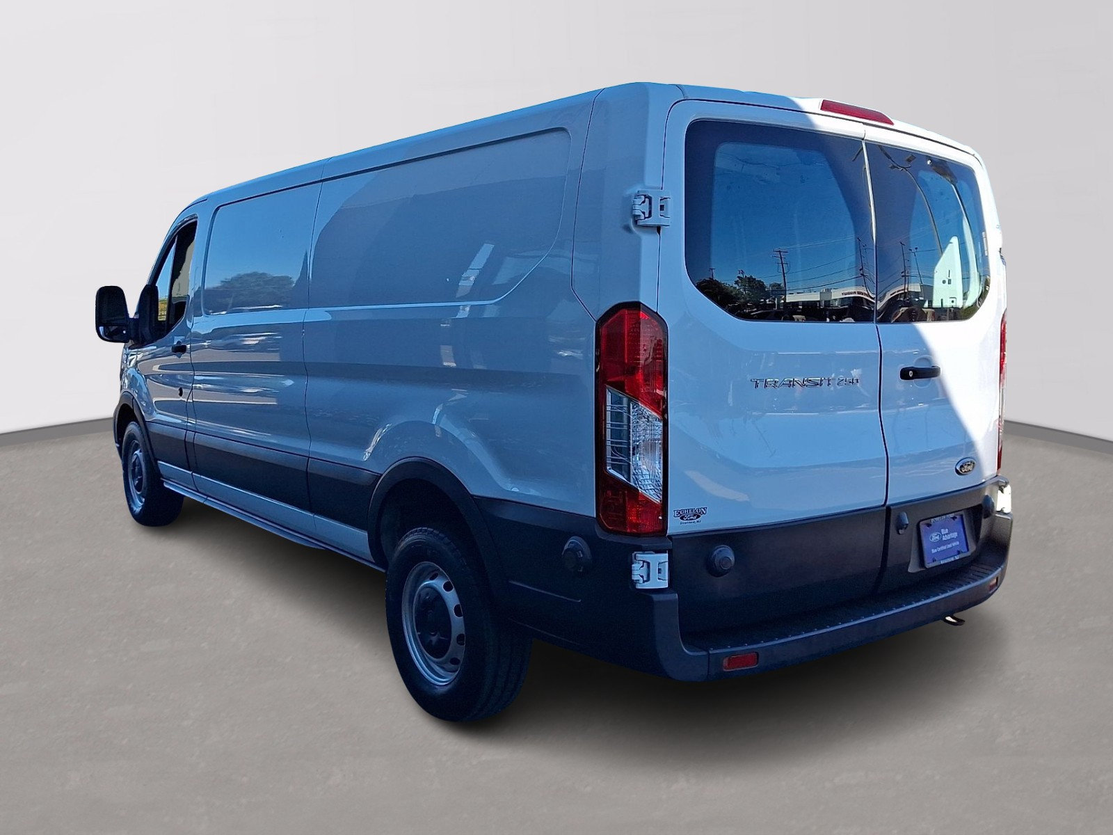 Certified 2020 Ford Transit 250 Low Roof RWD image 4