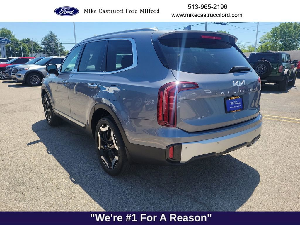 Used 2024 Kia Telluride S w/ S Sunroof Package FWD image 3