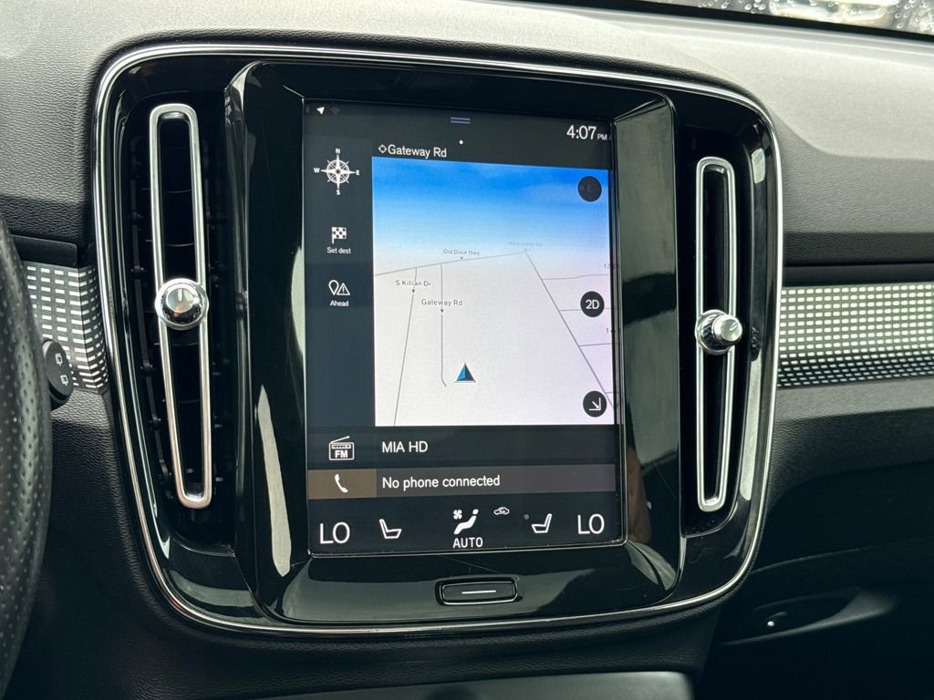 Used 2019 Volvo XC40 T5 R-Design image 20