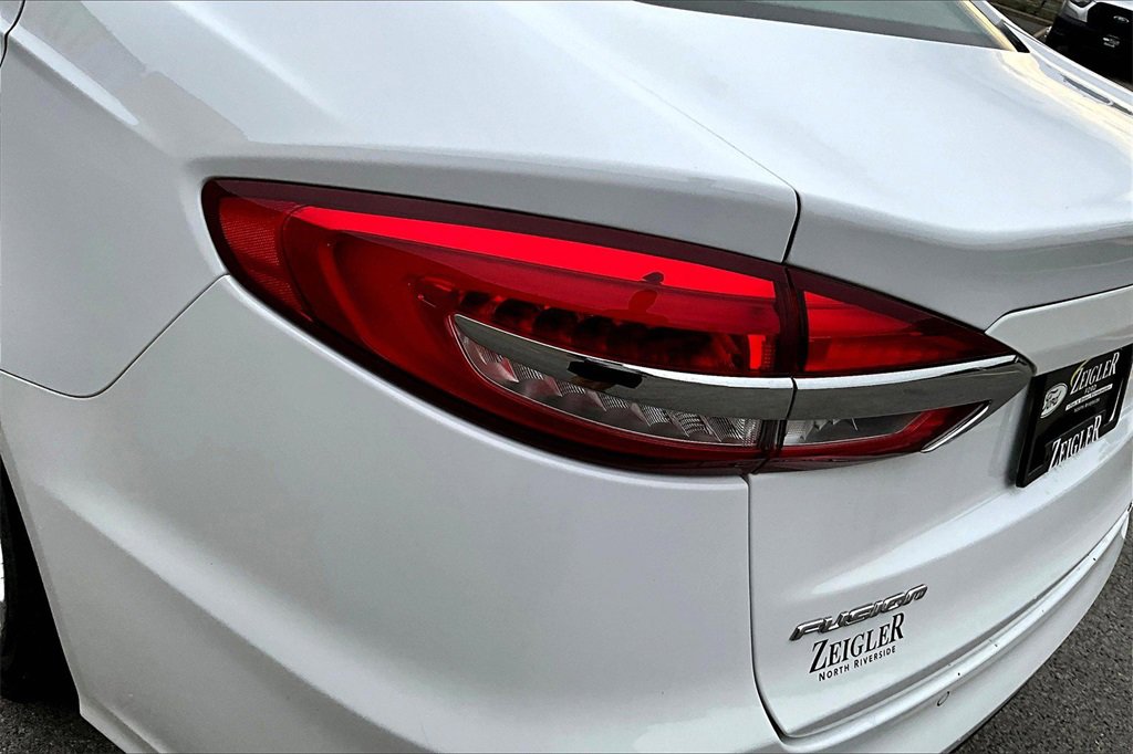 Certified 2019 Ford Fusion SE image 28