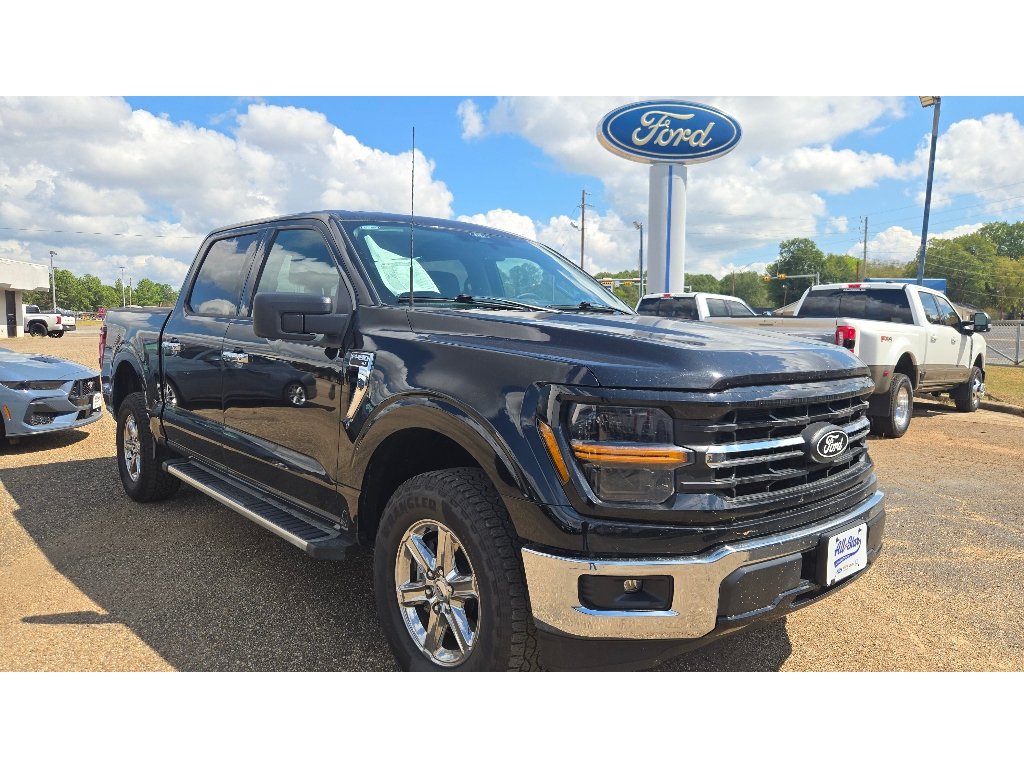 Certified 2025 Ford F150 XLT w/ Equipment Group 301A Standard AWD/4WD image 8