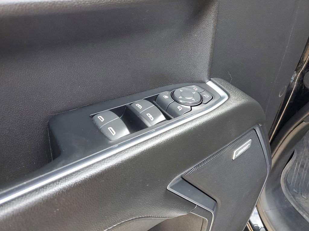Used 2022 GMC Sierra 1500 SLT w/ SLT Premium Package AWD/4WD image 14