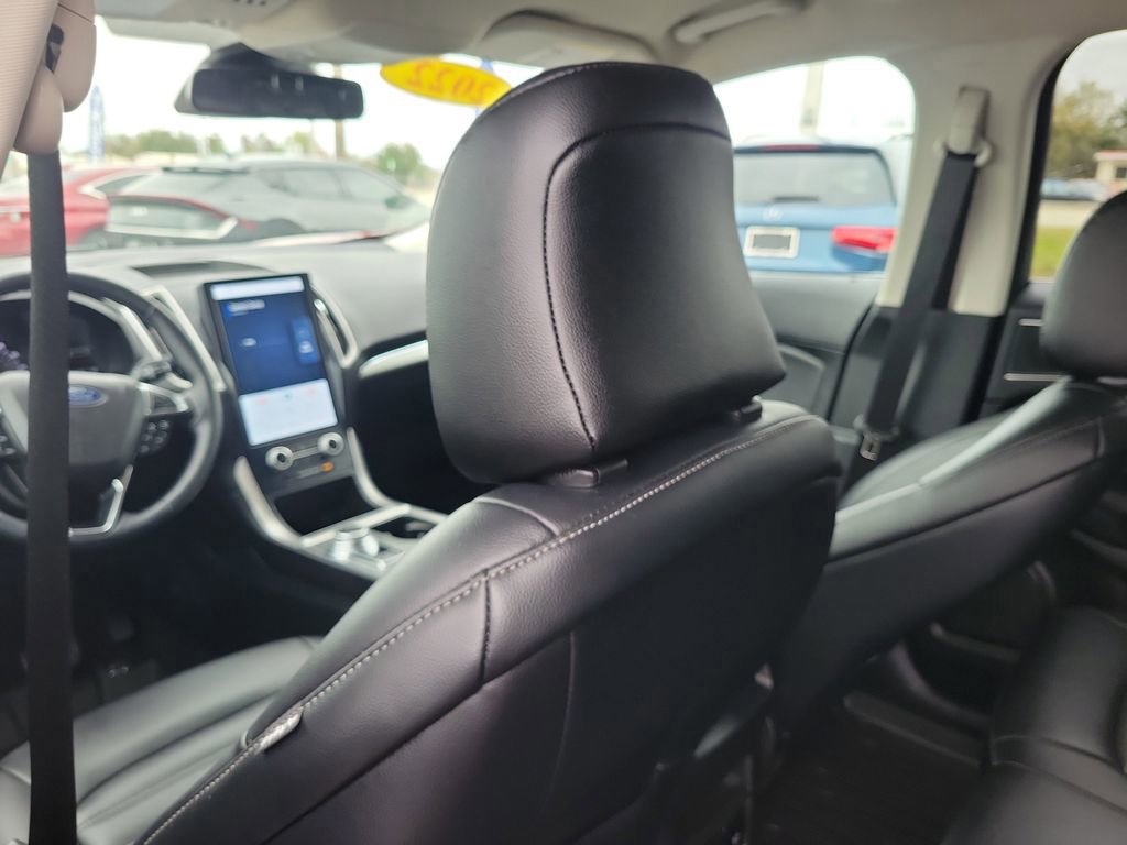 Certified 2022 Ford Edge SEL w/ Convenience Package image 11