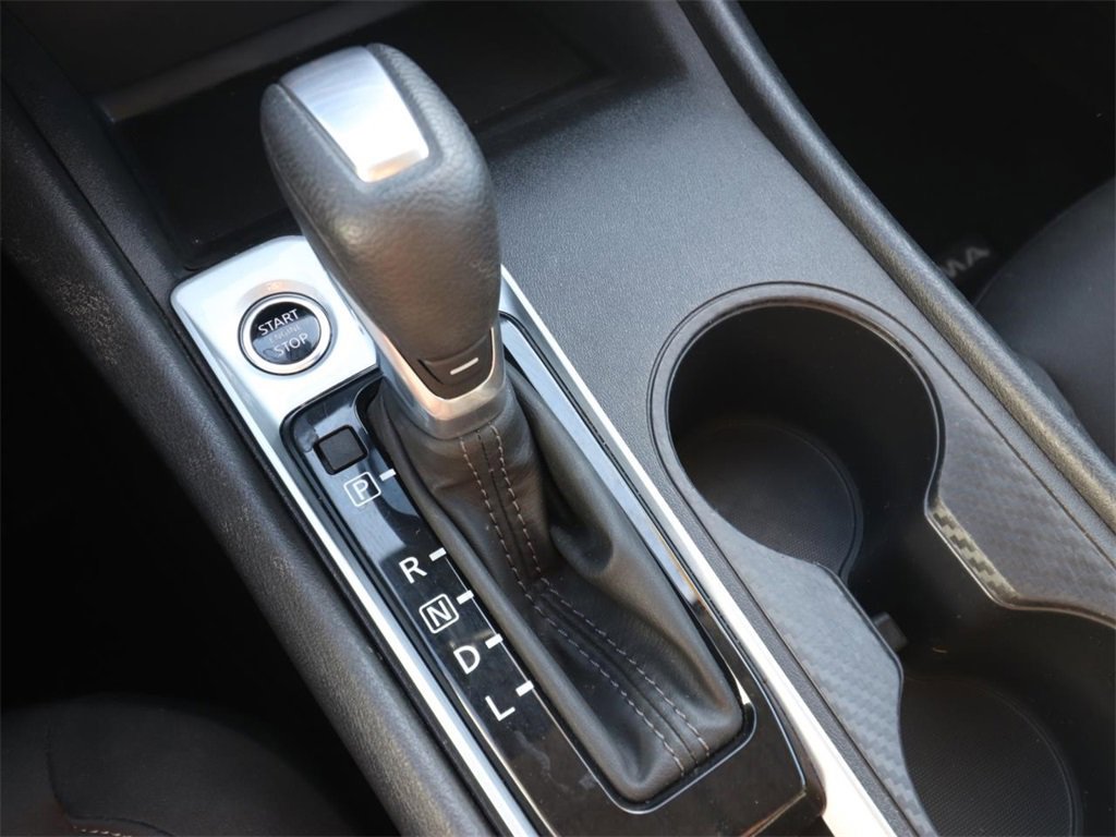 Used 2025 Nissan Altima 2.5 SV image 19