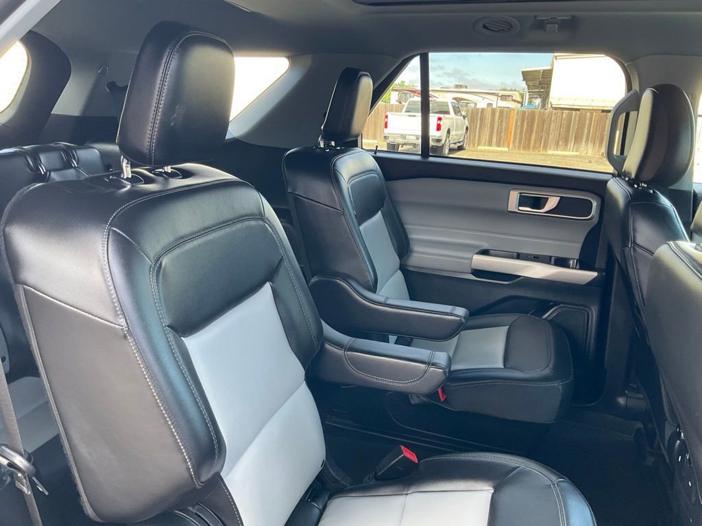 Certified 2024 Ford Explorer XLT w/ Equipment Group 202A image 45