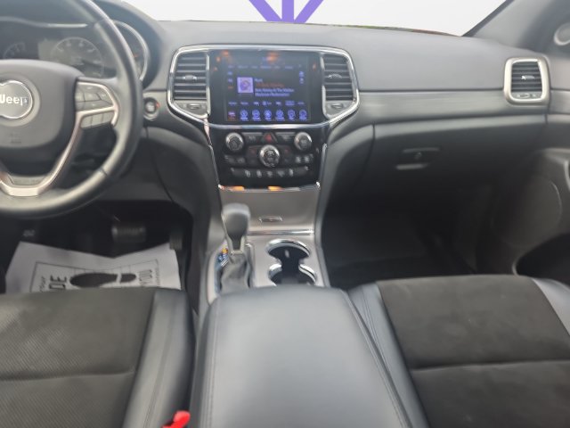 Used 2019 Jeep Grand Cherokee Altitude AWD/4WD image 10