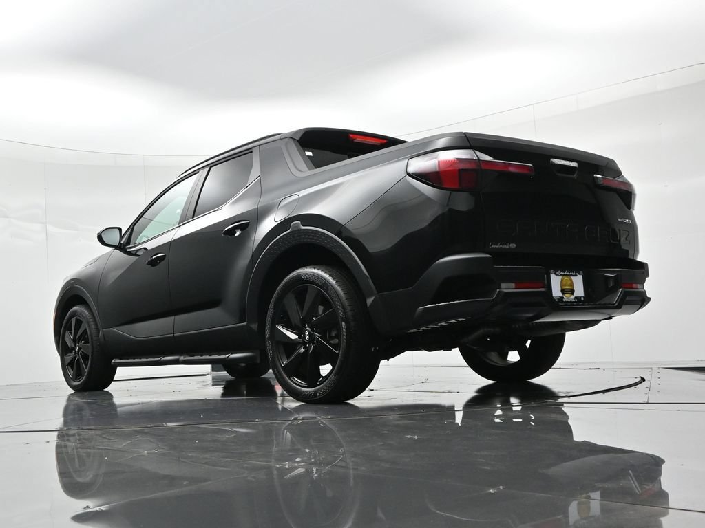 Used 2024 Hyundai Santa Cruz Night AWD/4WD image 18