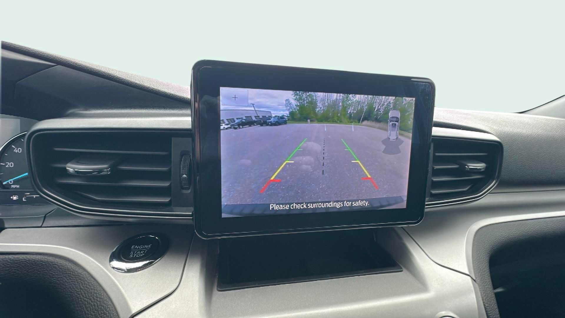 Certified 2022 Ford Explorer XLT image 28