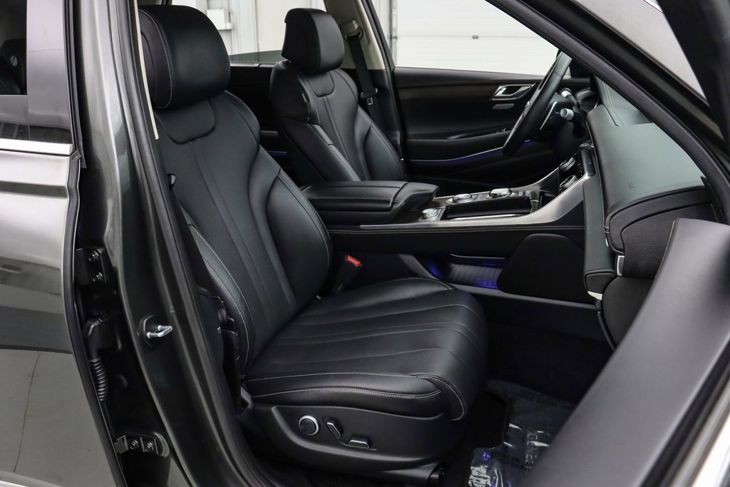 Used 2024 Genesis GV80 2.5T image 26