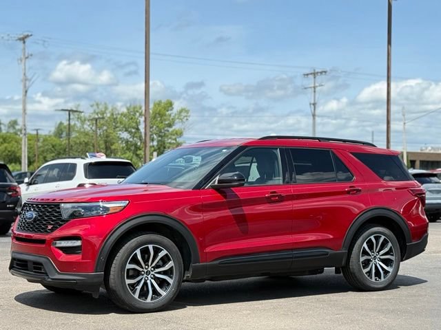 Certified 2020 Ford Explorer ST w/ Premium Technology Package AWD/4WD image 35