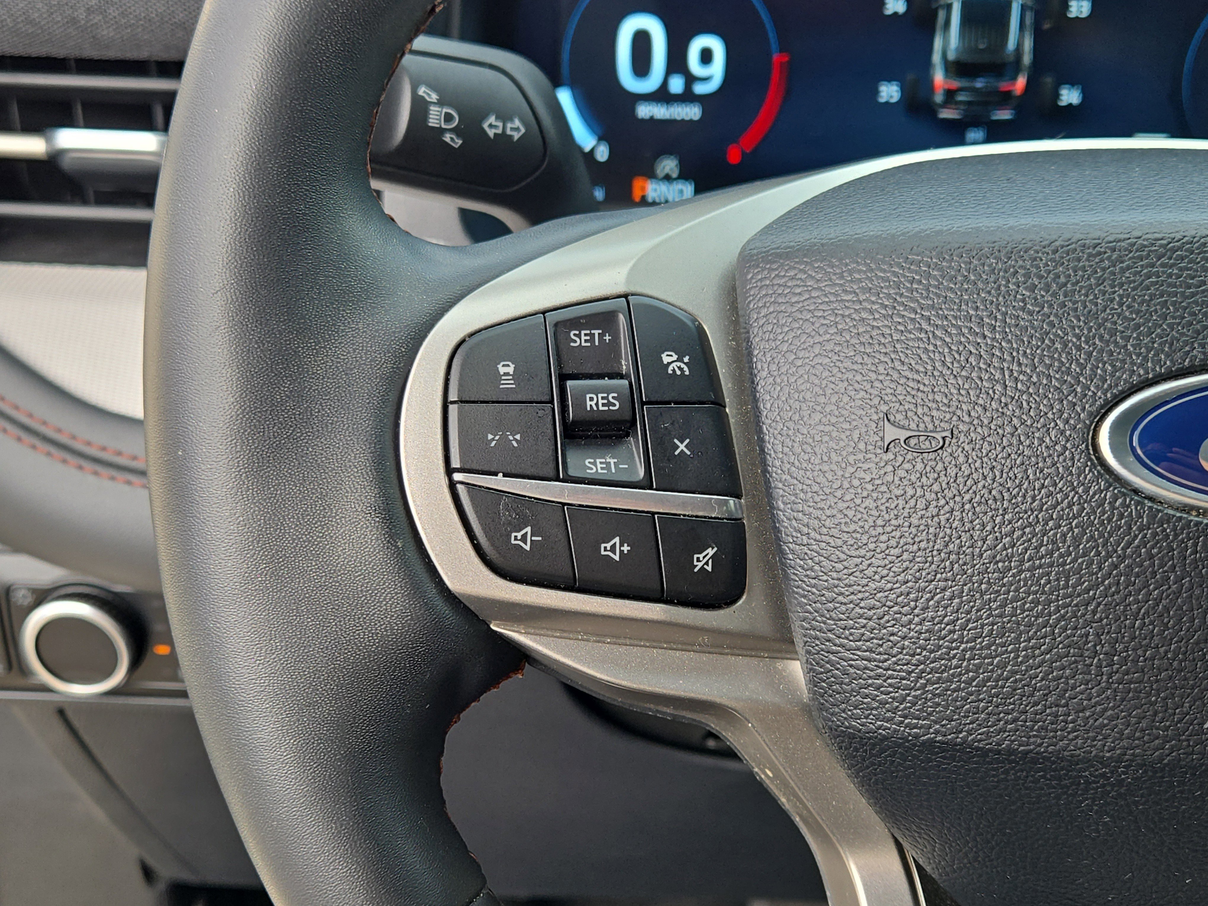 Certified 2025 Ford Explorer Active image 25