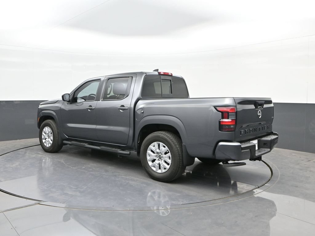 Used 2022 Nissan Frontier SV RWD image 5