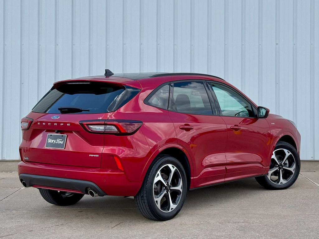 Certified 2025 Ford Escape ST-Line Elite w/ Premium Technology Package AWD/4WD image 6