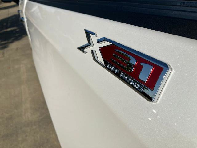 Used 2024 GMC Sierra 1500 SLT w/ SLT Premium Plus Package AWD/4WD image 19