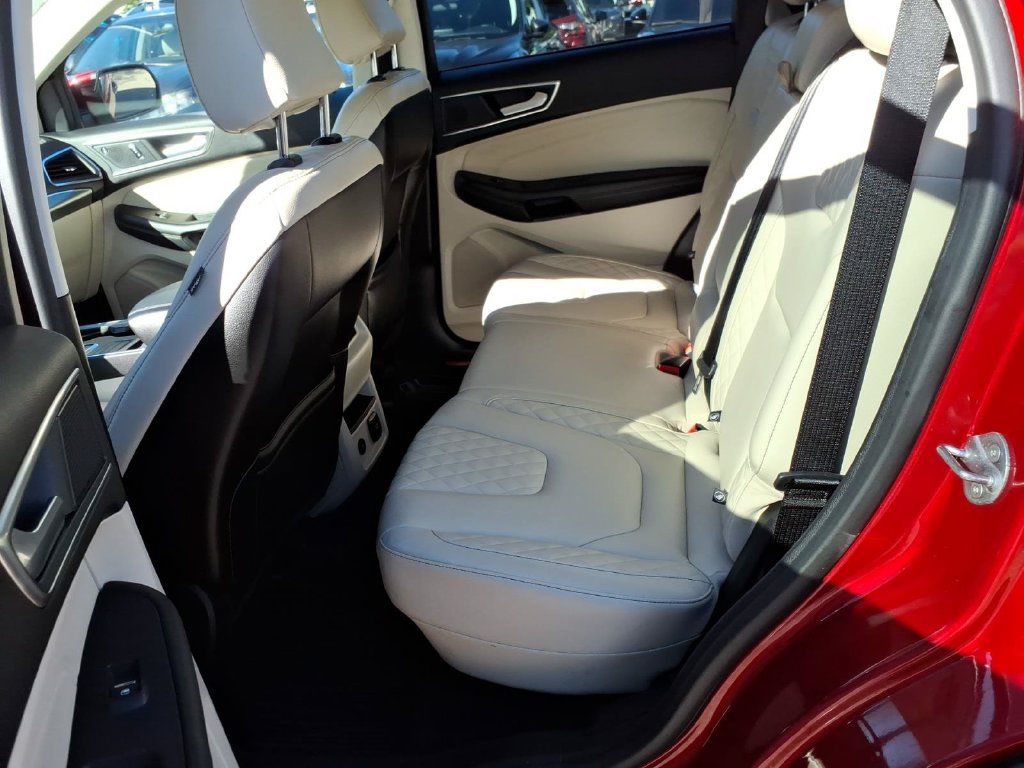 Certified 2024 Ford Edge Titanium AWD/4WD image 11