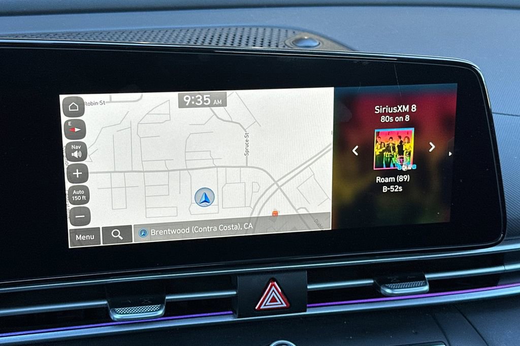 Used 2024 Hyundai Elantra Limited image 16