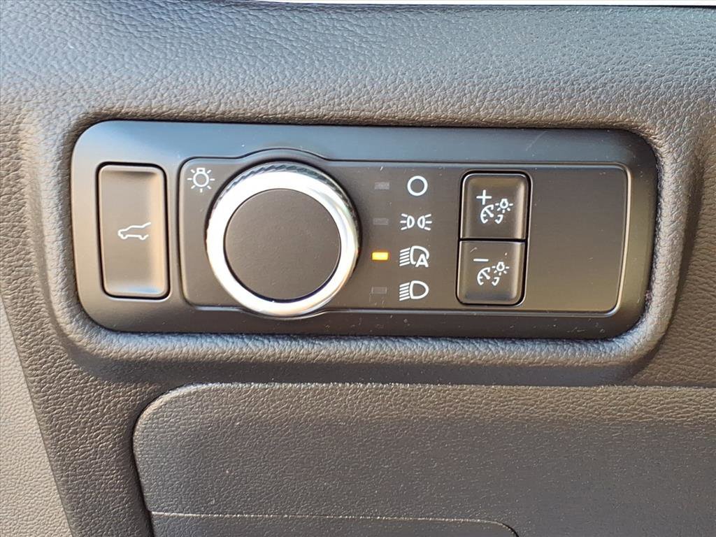 Certified 2023 Ford Explorer XLT image 17