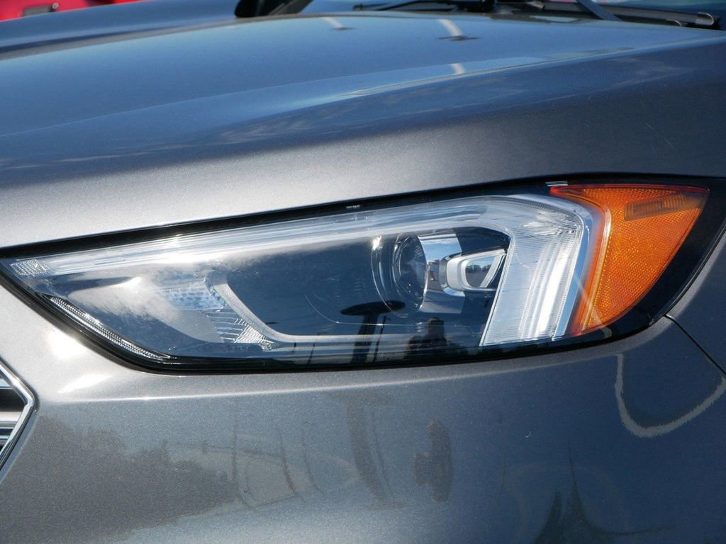 Certified 2024 Ford Edge Titanium image 5