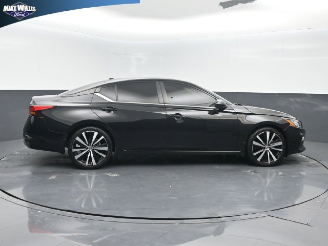 Used 2022 Nissan Altima 2.5 SR FWD image 8