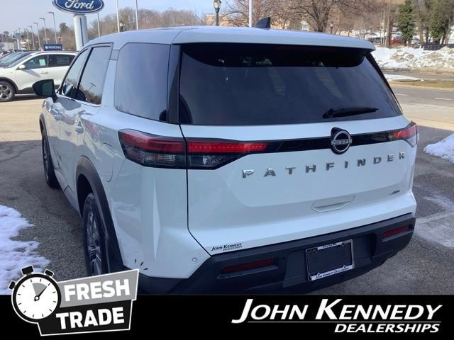 Used 2023 Nissan Pathfinder S image 7