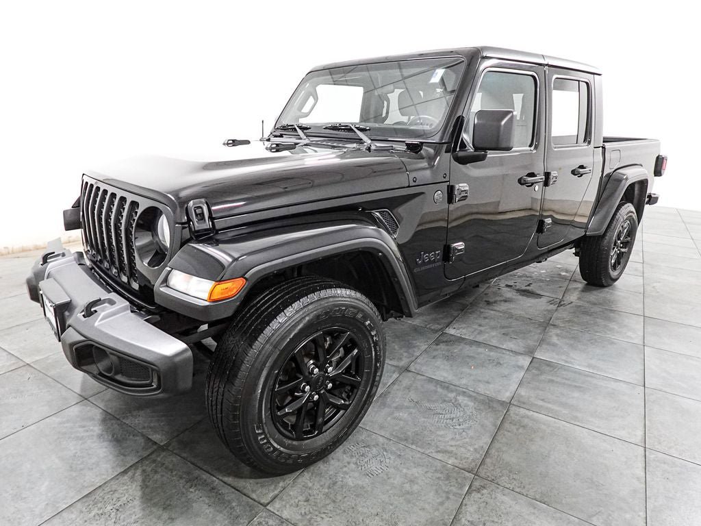 Used 2022 Jeep Gladiator Sport AWD/4WD image 4