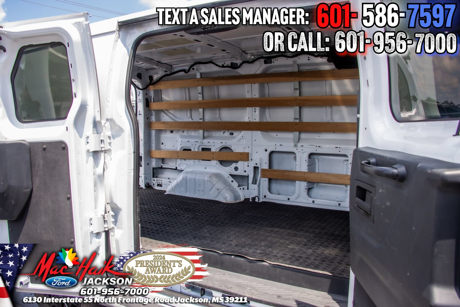 Certified 2022 Ford Transit 250 Low Roof w/ Exterior Upgrade Package RWD image 7