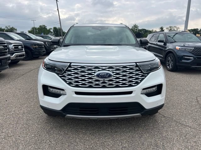 Certified 2023 Ford Explorer Platinum w/ Technology Package AWD/4WD image 2