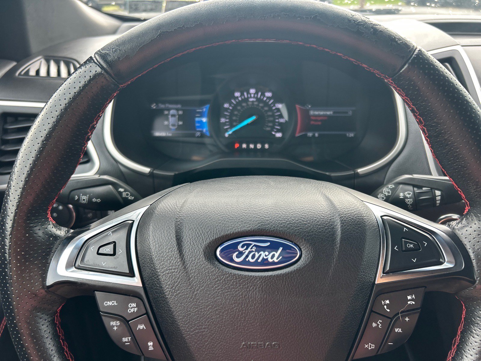 Certified 2020 Ford Edge ST-Line w/ Cold Weather Package AWD/4WD image 23