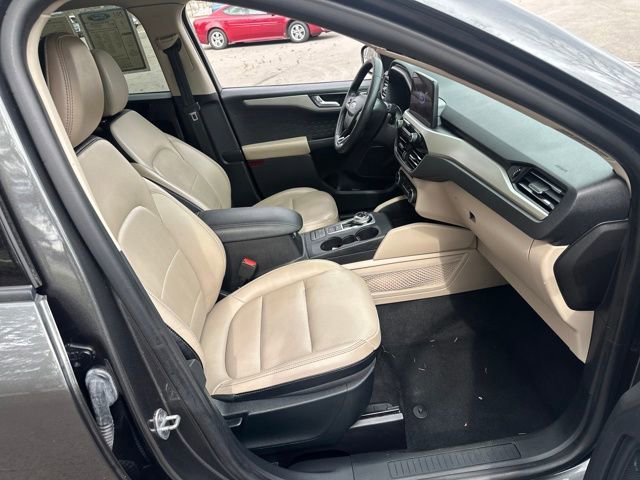 Certified 2020 Ford Escape SEL image 13