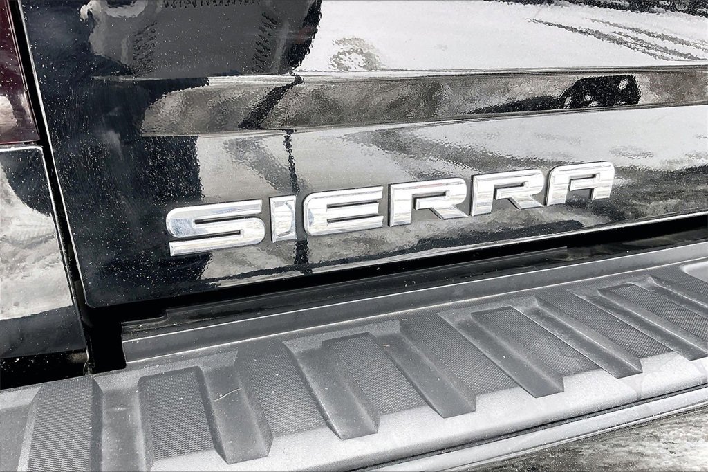 Used 2018 GMC Sierra 1500 SLE w/ SLE Value Package image 29