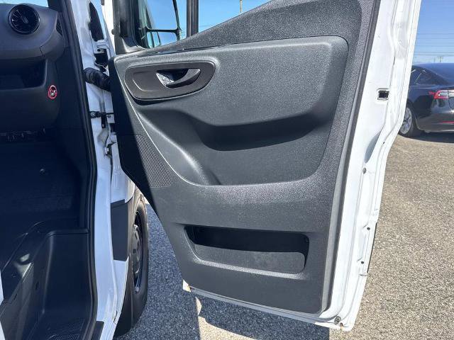 Used 2025 Mercedes-Benz Sprinter 2500 image 28