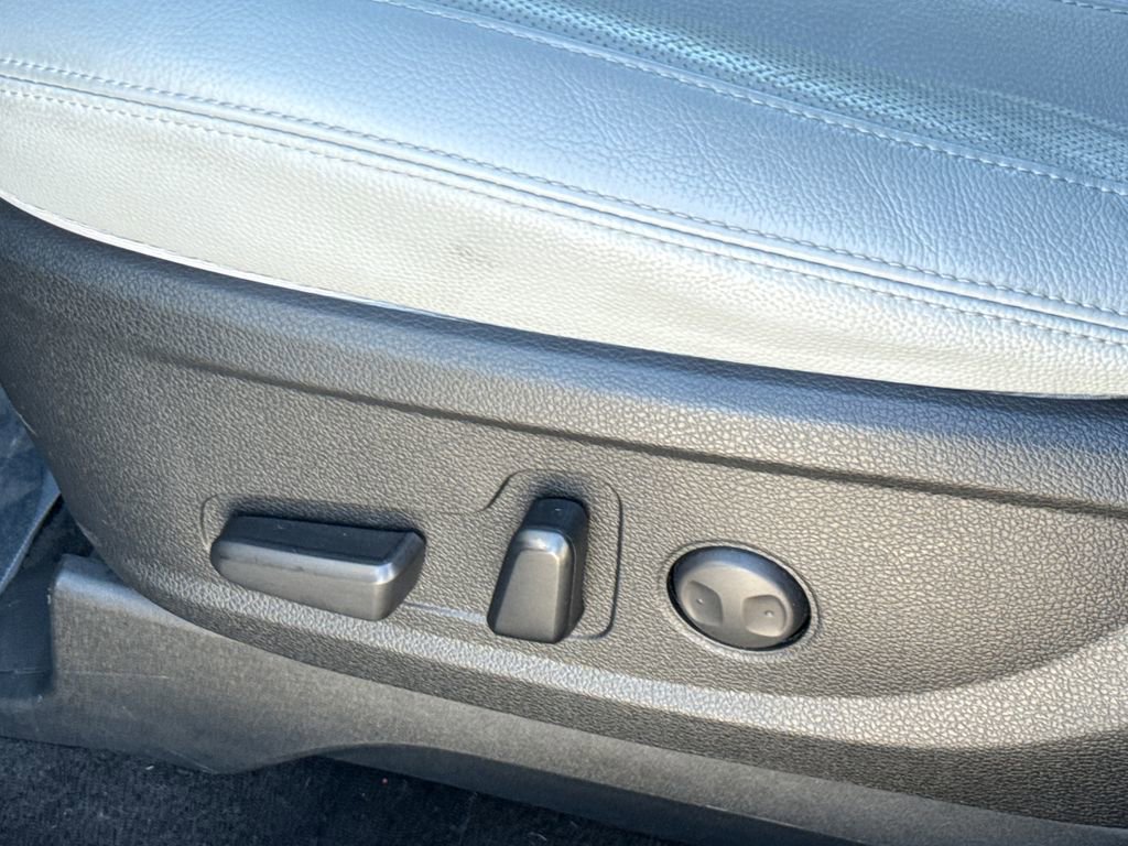 Used 2022 Hyundai Palisade SEL w/ Premium Package image 24