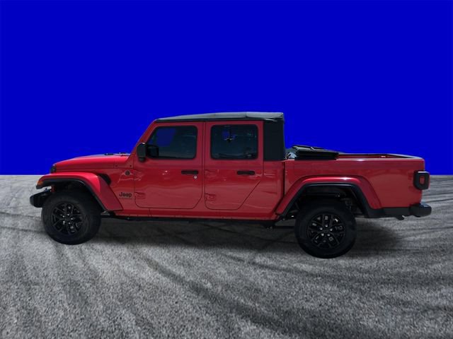Used 2022 Jeep Gladiator Sport AWD/4WD image 2