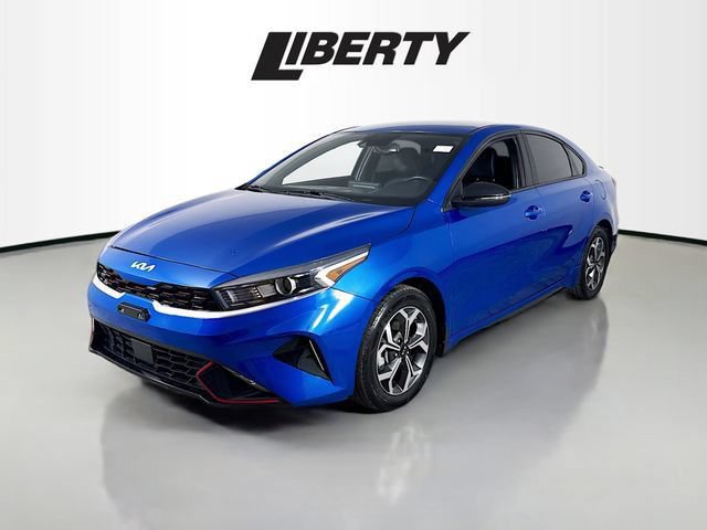 Used 2023 Kia Forte GT-Line FWD image 3