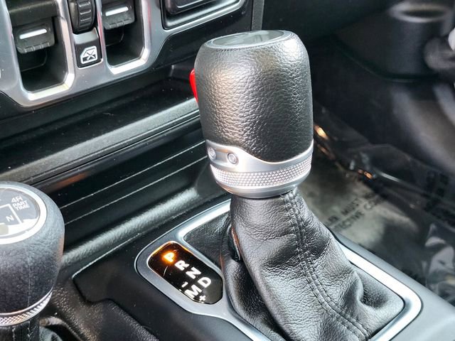 Used 2023 Jeep Wrangler Unlimited w/ Convenience Group AWD/4WD image 26