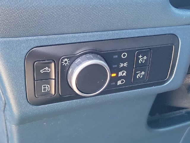 Certified 2025 Ford Maverick XL FWD image 32